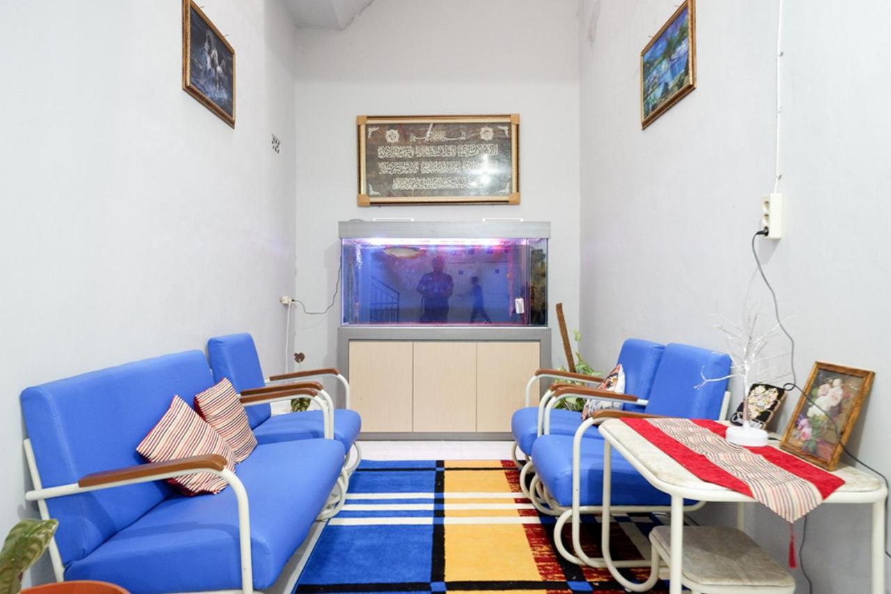 Reddoorz Near Jalan Adi Sucipto Solo Hotell Eksteriør bilde